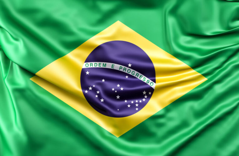 Governo de Jair Bolsonaro é acusado de mergulhar o Brasil em uma catástrofe humanitária